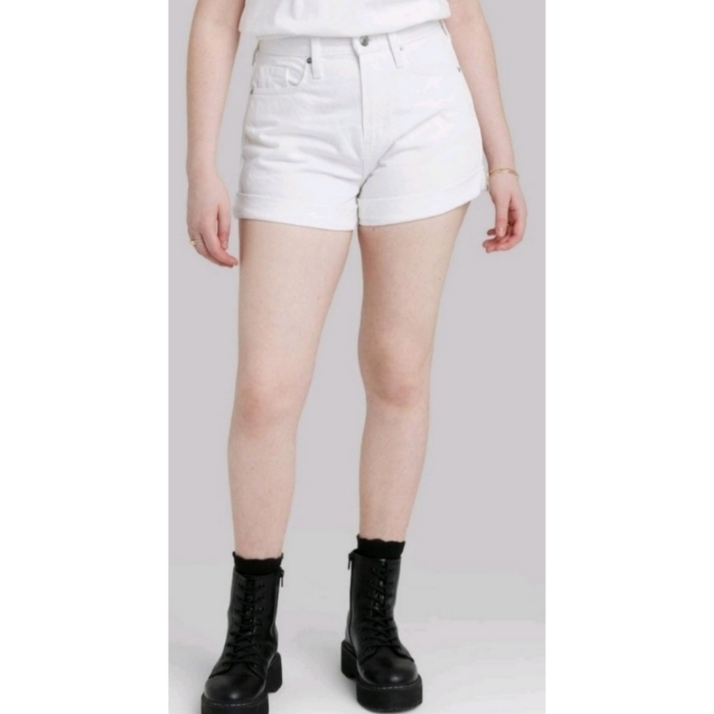 Wild Fable Highest Rise Mom shorts White Size 24W